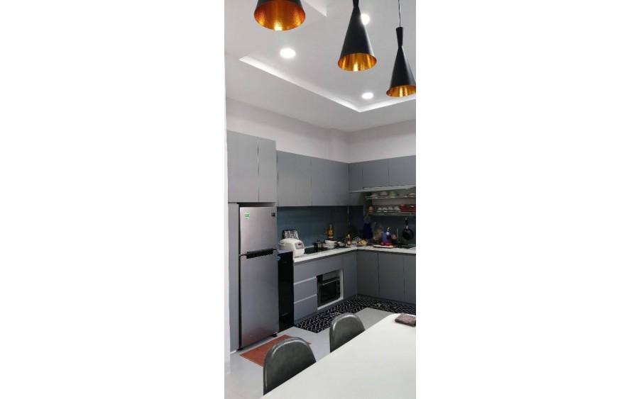 căn nhà Mới Đẹp 2 Mặt Tiền Lô Góc, Hẻm Xe Tải Đỗ Trước Cửa - Ngay Ngã Tư Âu Cơ_Lạc Long Quân